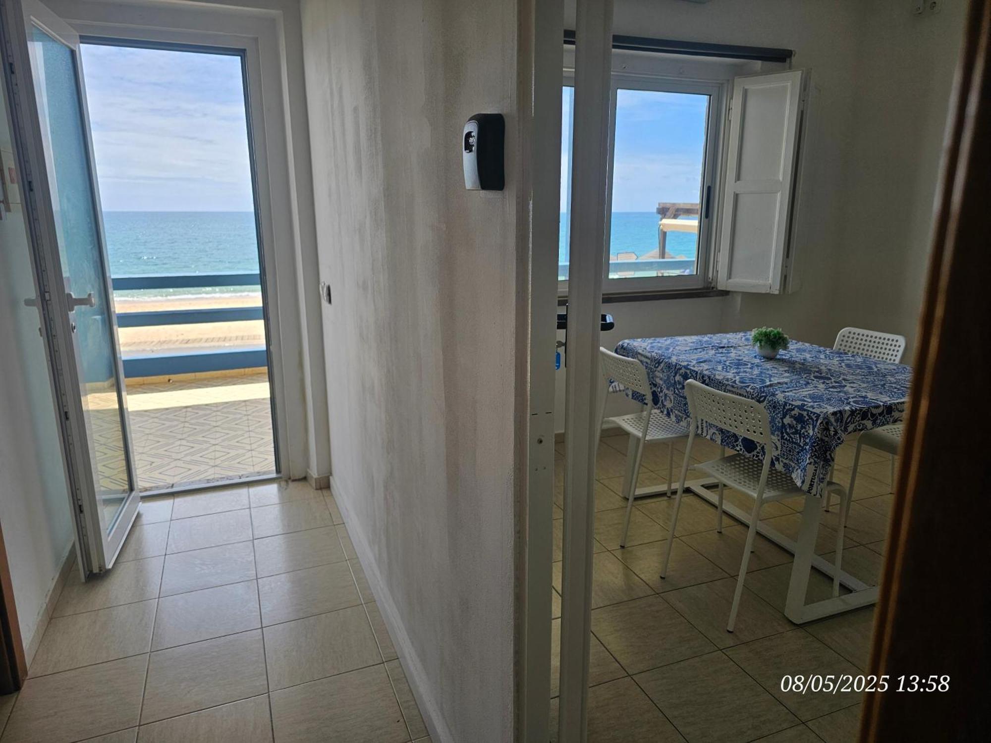 Blife Vistaya Private Apartment Faro Exterior photo